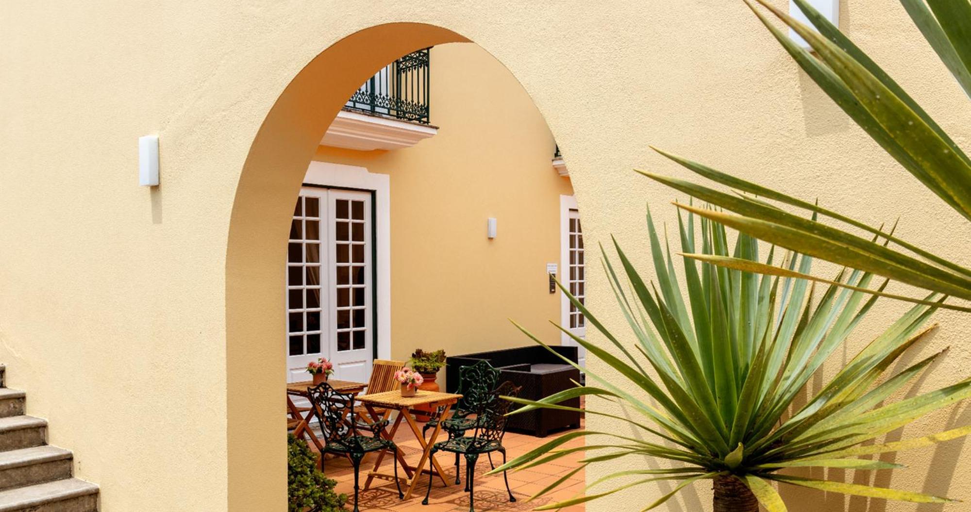 Aparthotel Quinta Da Nasce Agua Angra do Heroísmo Exterior foto